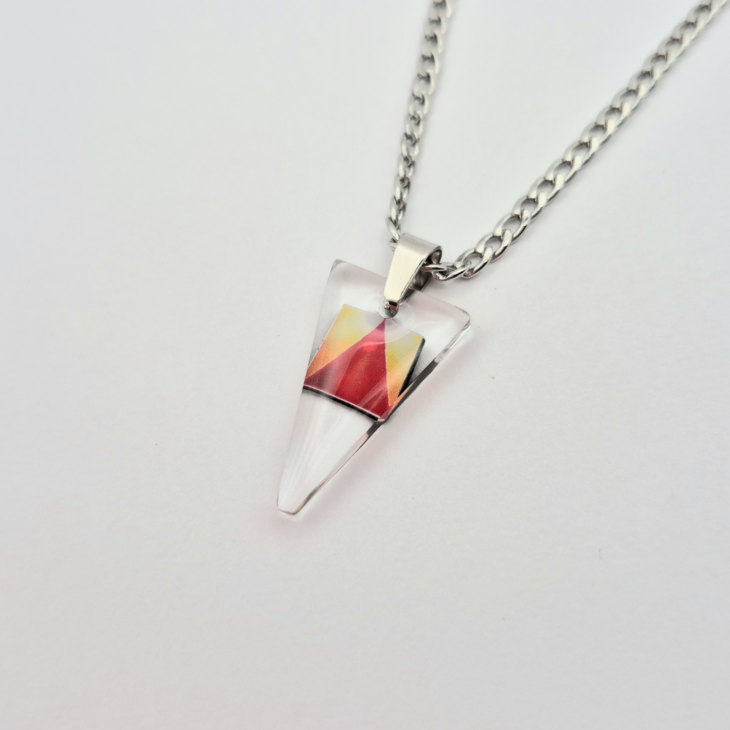 Diamond-glass-pendant-male-chain.jpg